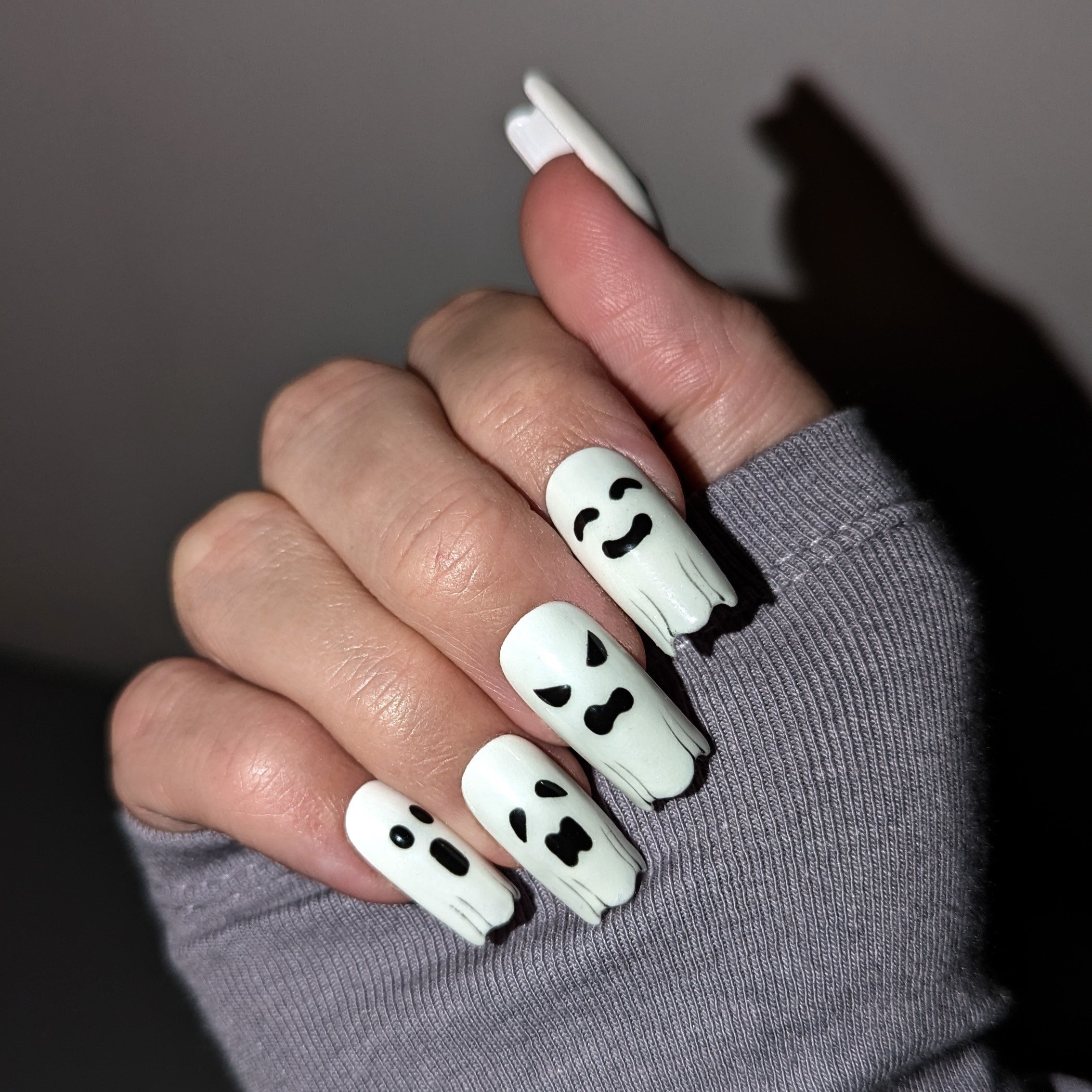 ghost+press+on+nails.jpg