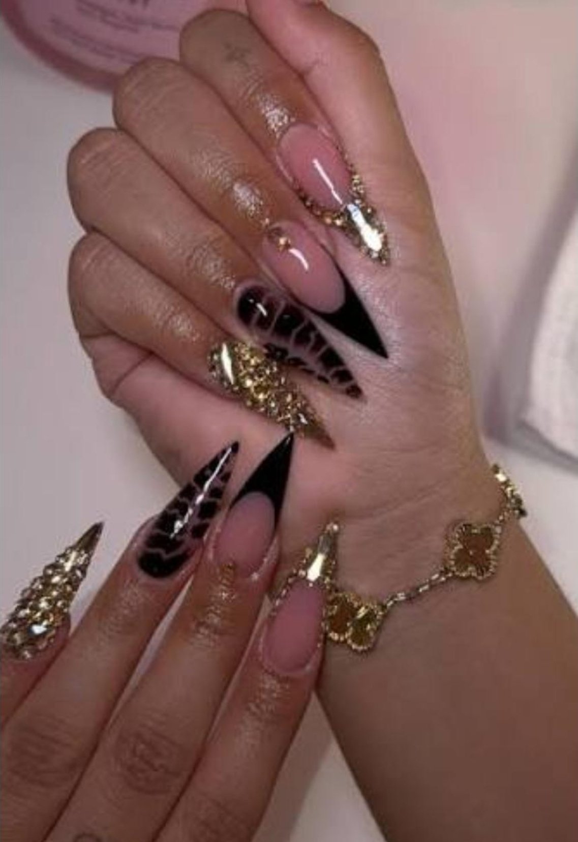 CUSTOM nails for Khadija
