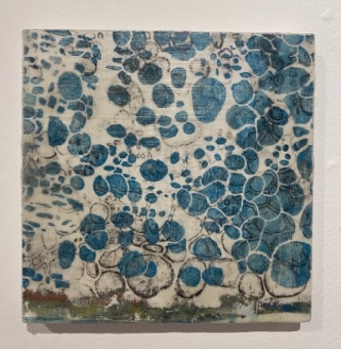 Taira Davis, untitled, high flow acrylic monoprint, 2021, 8"x8"
