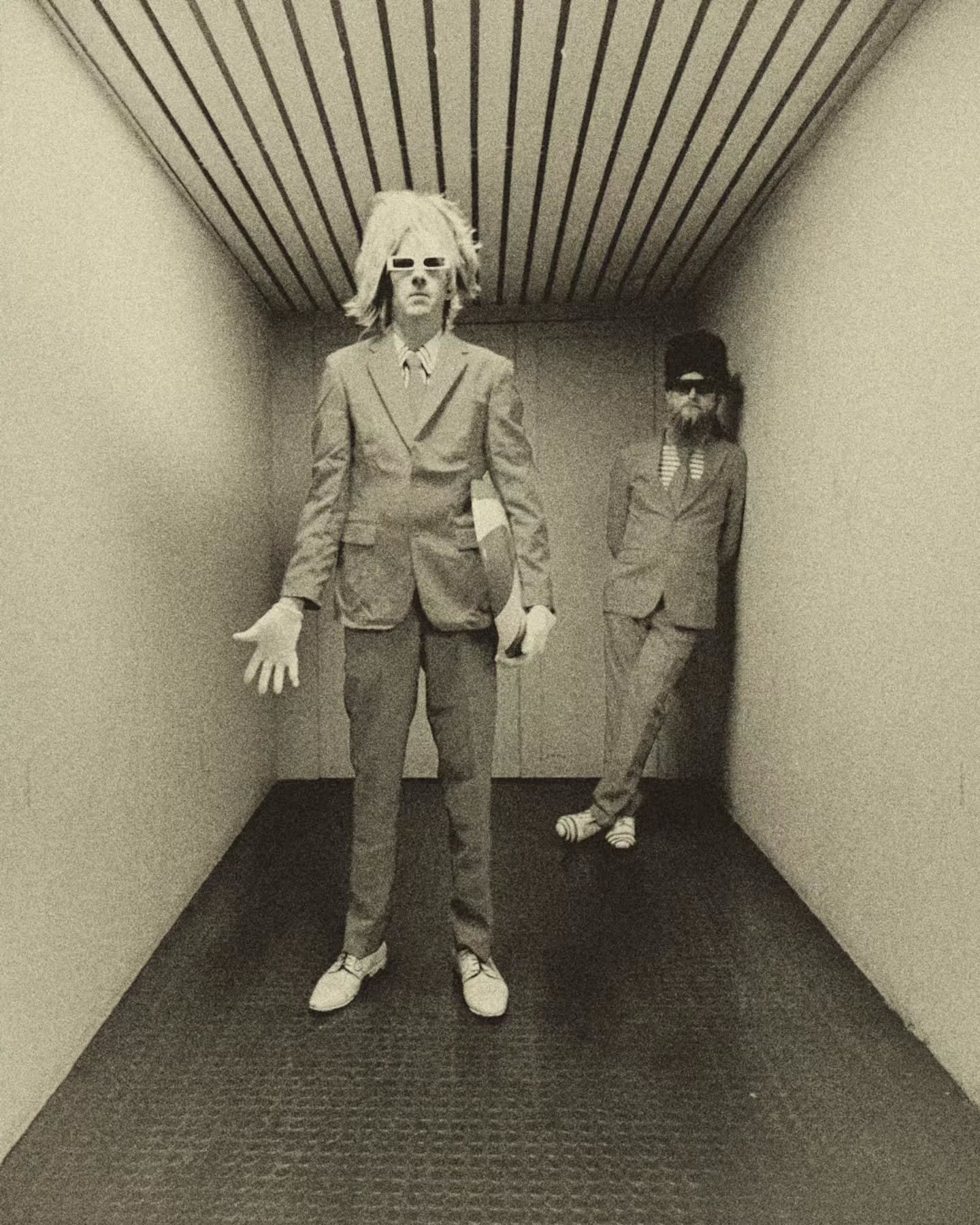 CONCERT - 04.12.2025 - 21:00 - BLIND BUTCHER

https://www.blindbutcher.ch/

#caf&eacute;ducommerce #event #&eacute;v&eacute;nement #concert #konzert #live #jeudredi #donnerstagabend #bielbienne #altstadt #vieilleville #agenda #blindbutcher