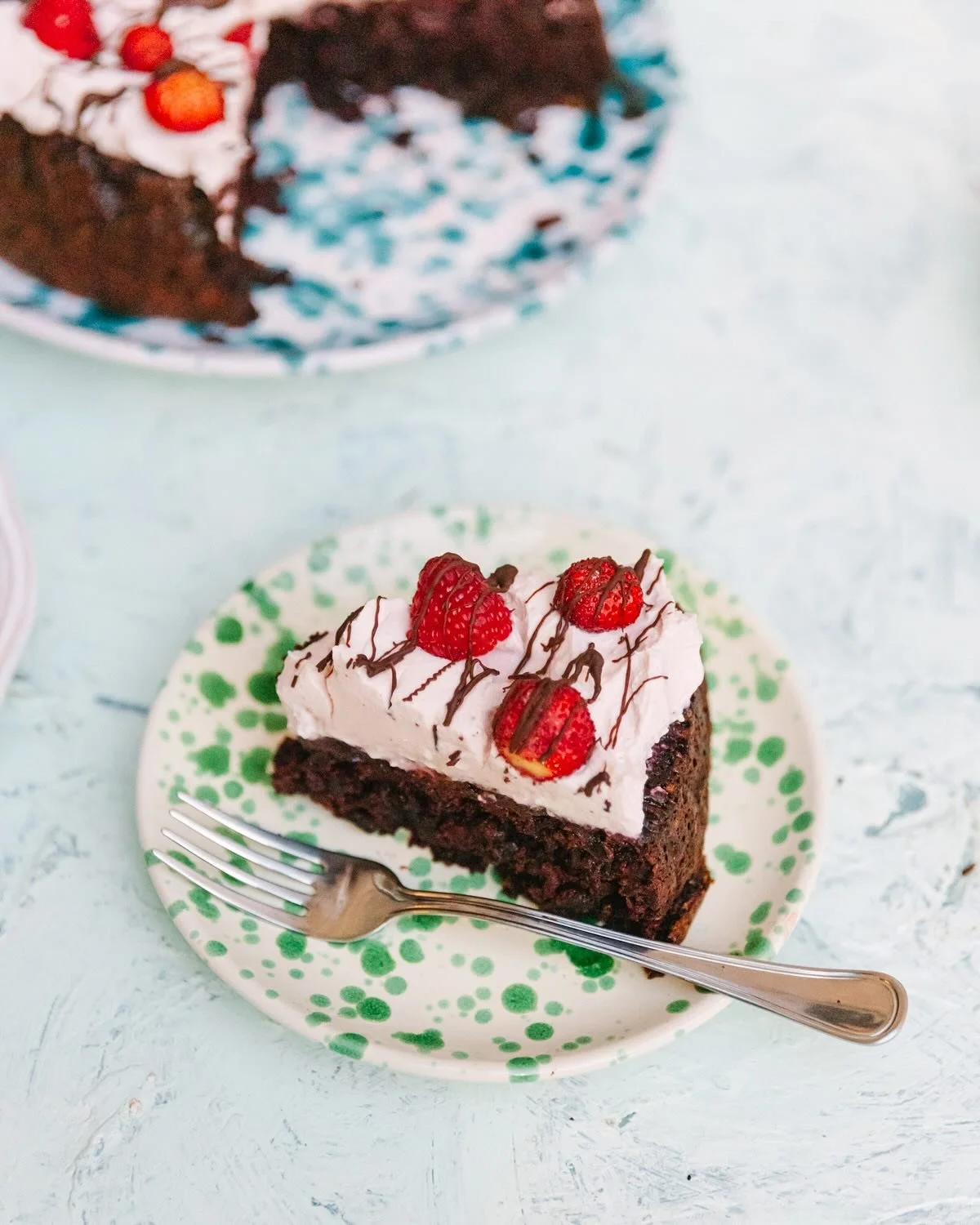 Just in time for #Easter, I have written about a (maybe) unexpected chocolate cake and a lot of nerdy musings about rice puddings, blancmanges and other ancient &ldquo;white stews&rdquo;.

The cake is made with black rice (yes, you read that right), 