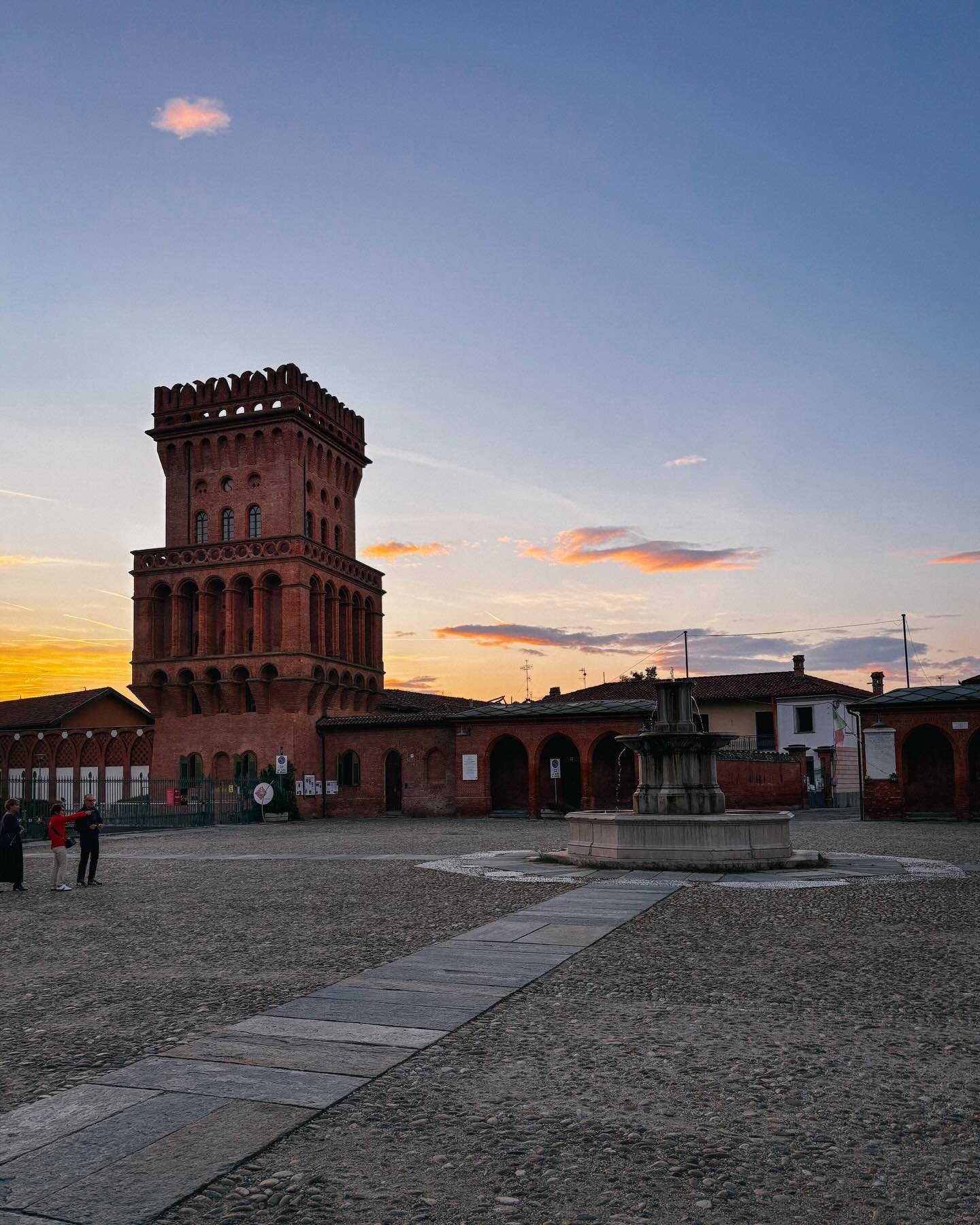 If there&rsquo;s one word that sums up my last quadrimester of 2025, it&rsquo;s &ldquo;academic.&rdquo;

In September this year, I started teaching Food Visual Merchandising to the undergrad design students at the University of Perugia @unipg1308. I 