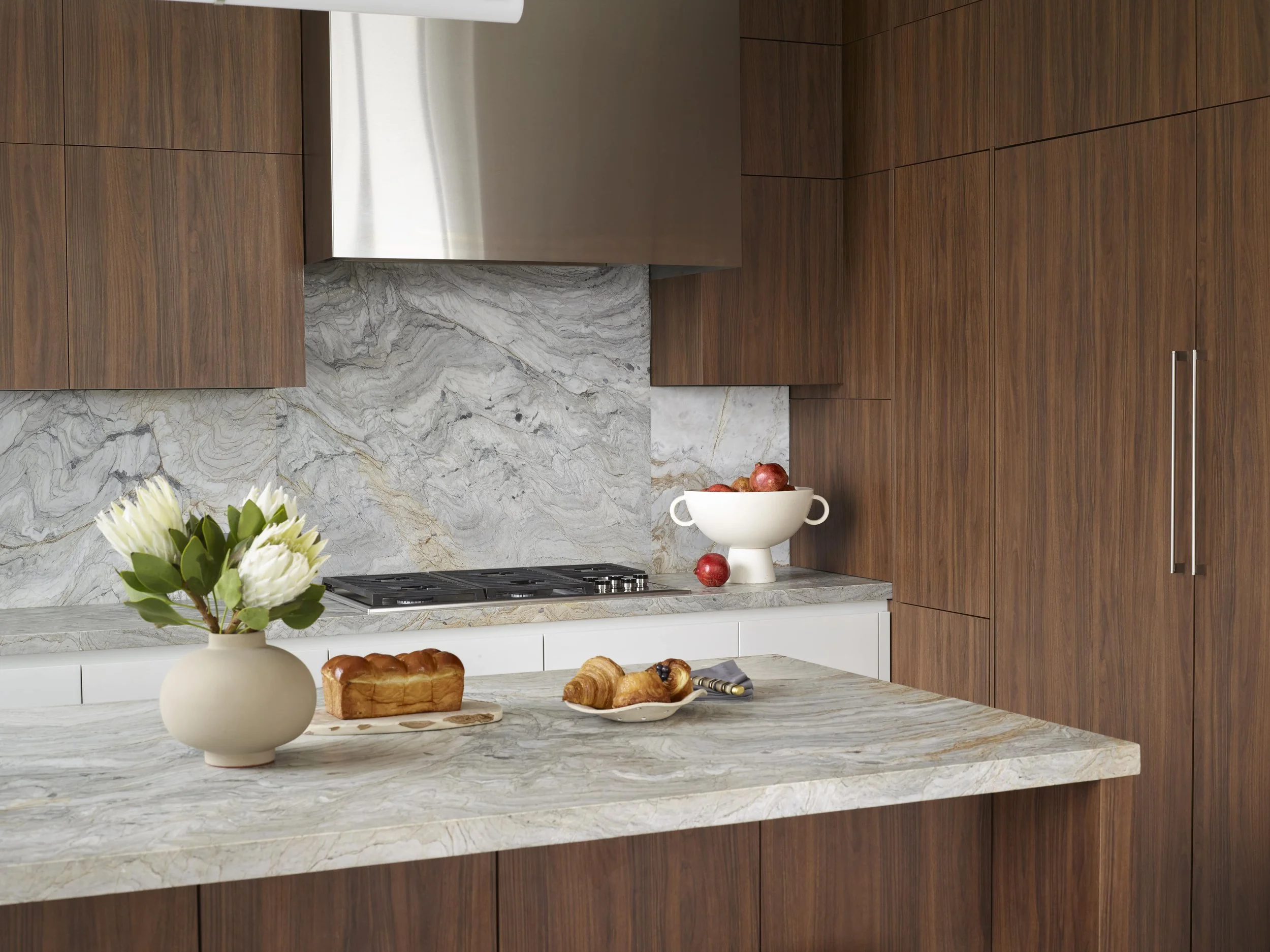 mno 2 park grove kitchen 5-min.jpg