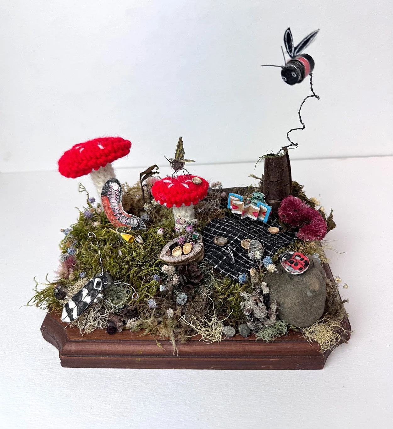 Bug picnic-white.jpg