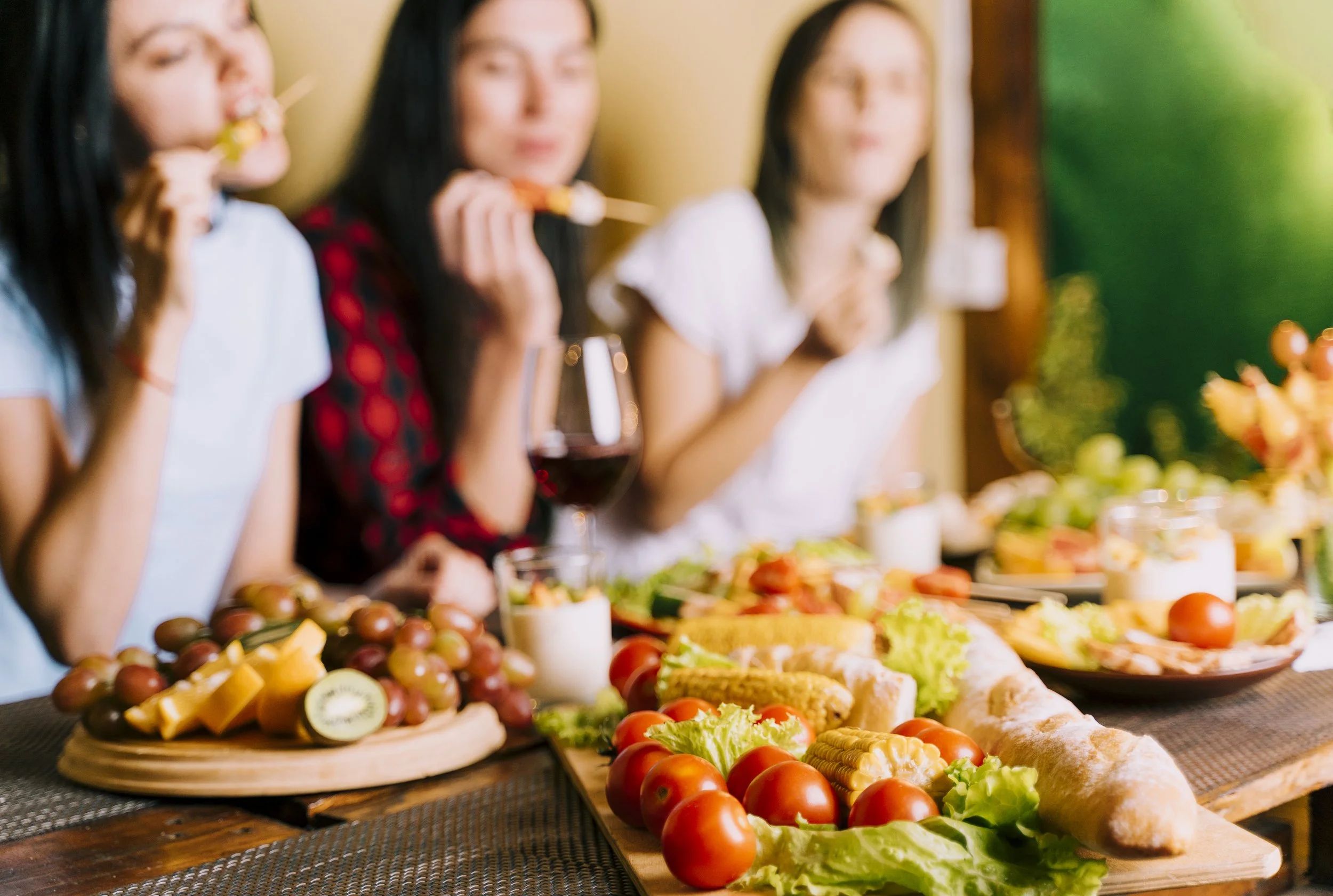 Benefits of Choosing Holiday Catering with Vietnamese Food