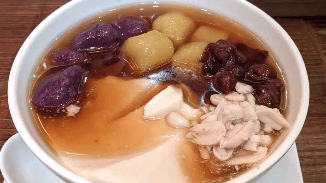 Vietnamese Tofu Dessert vs Other Asian Tofu Desserts