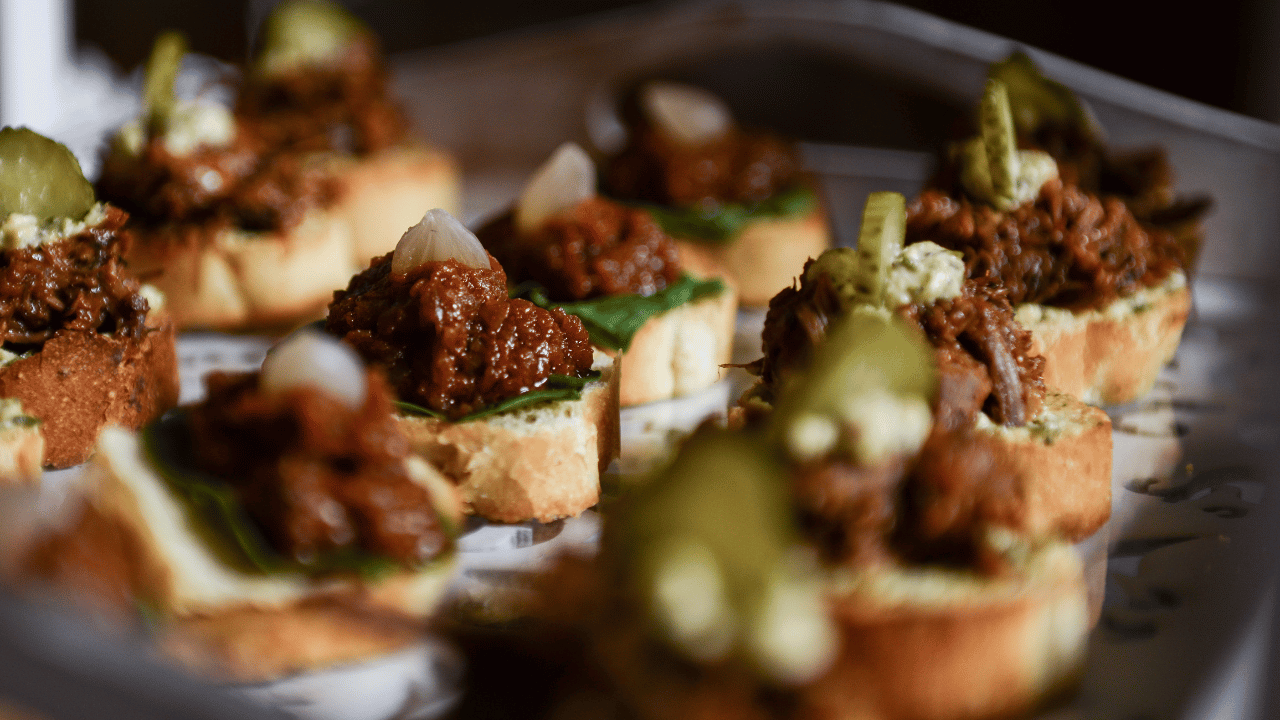 Why So Many Choose Saiga for Catering