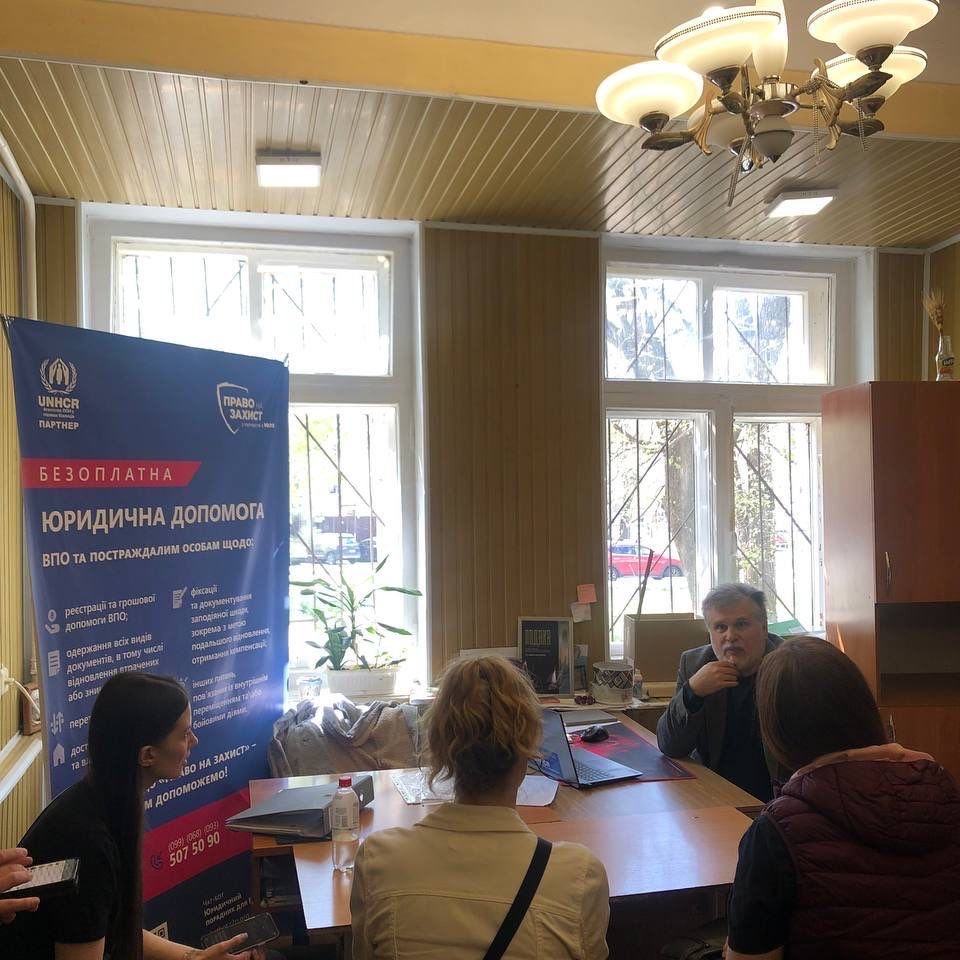 Last week provided us with an opportunity to connect with the Support Center for IDPs of the Volnovan district &quot;Side by Side&quot;. Fifty families were supplied food and we got lots of diapers for the babies. 

#houseofcompassion #ukraine