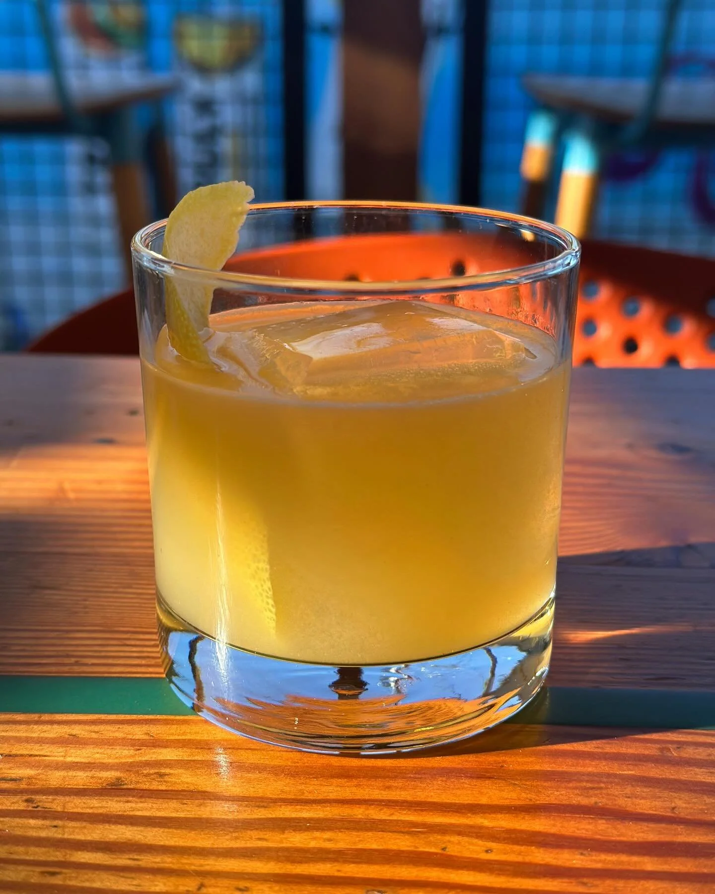 It&rsquo;s a Moxy kind of day! This tasty number features buffalo trace, marmalade, lemon and ginger, delivering a perfect balance of tart and sweet with just a hint of spice that pairs great with food. ☀️ 🌈 ☀️ #portlandsunshine #portlandpatios #por