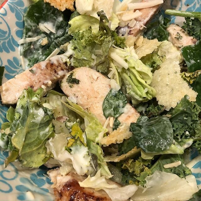 I was having one of those days where nothing sounds good and I didn&rsquo;t feel doing anything for dinner! Turns out a chicken Cesar salad with homemade cheese crisps for croutons hit the spot! #leanandgreen