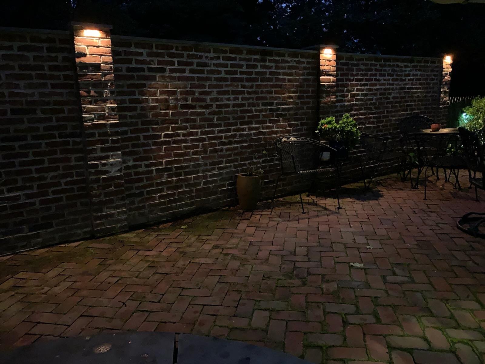 Garden Wall with lighting