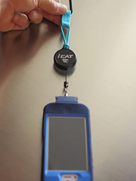 iCat Reel It iPhone Lanyard - Tool Review