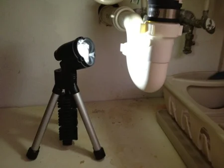 Stanley 95-112 Tripod Flashlight Review