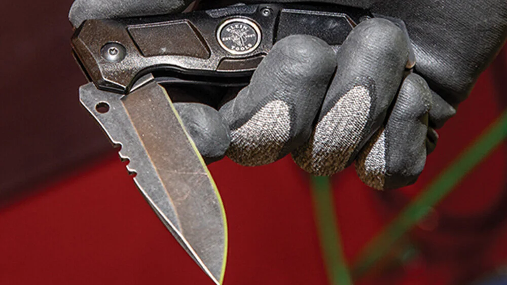 Klein Tools’® New Pocket Knife Proves Useful for Everyday Jobsite Tasks
