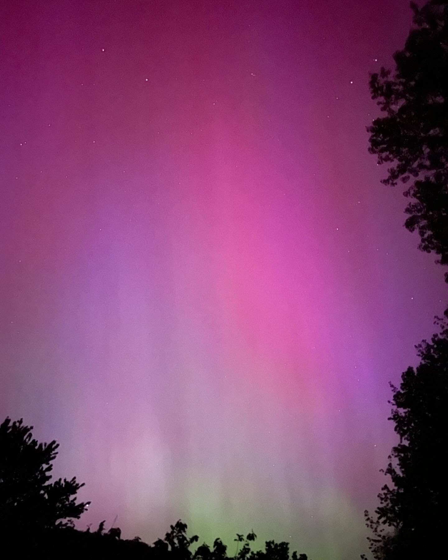 Well, well, well&hellip; #auroraborealis #northwrnlights #connecticut