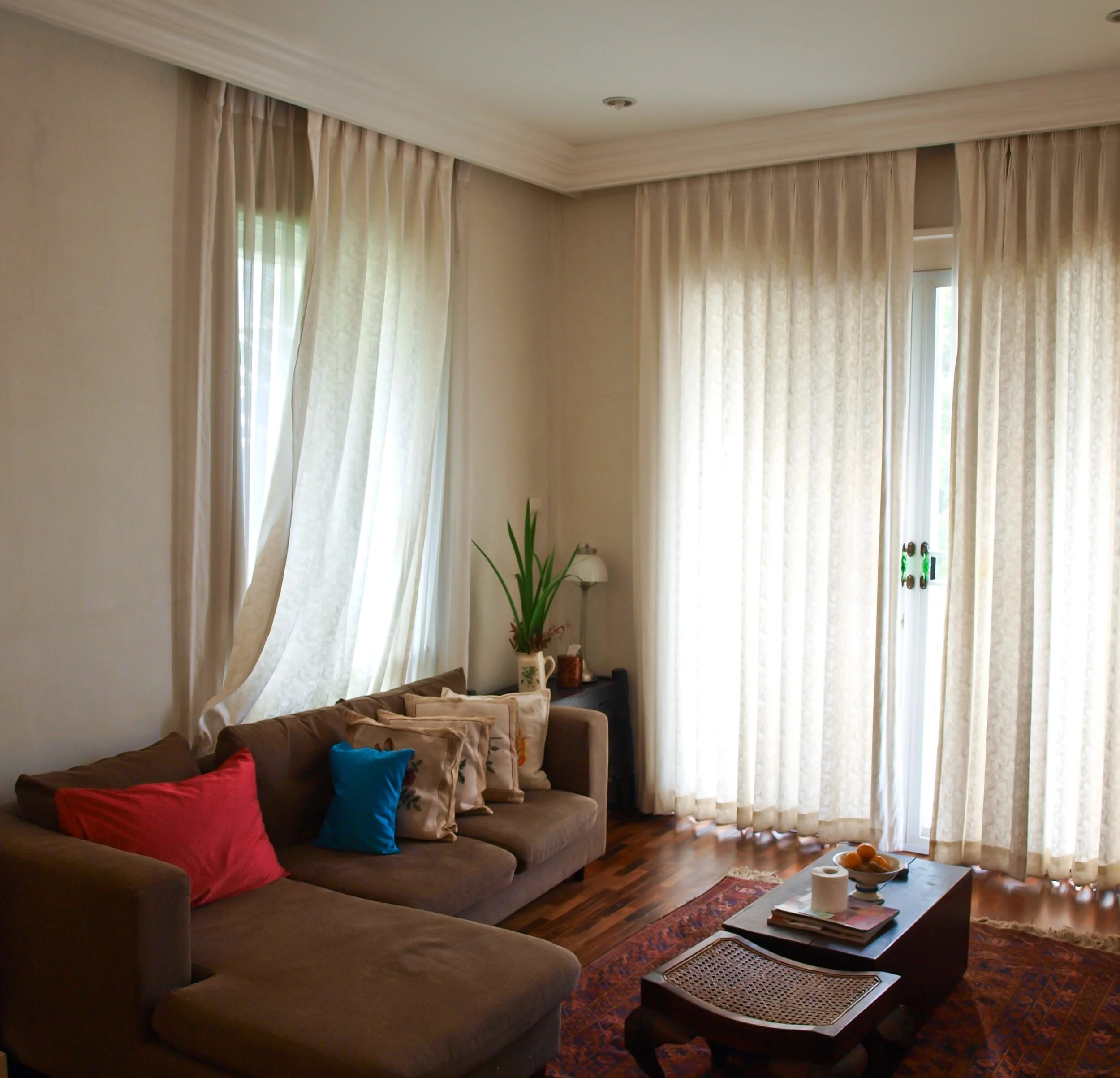 Photo Gallery Drapery Style — Custom Roman Shades