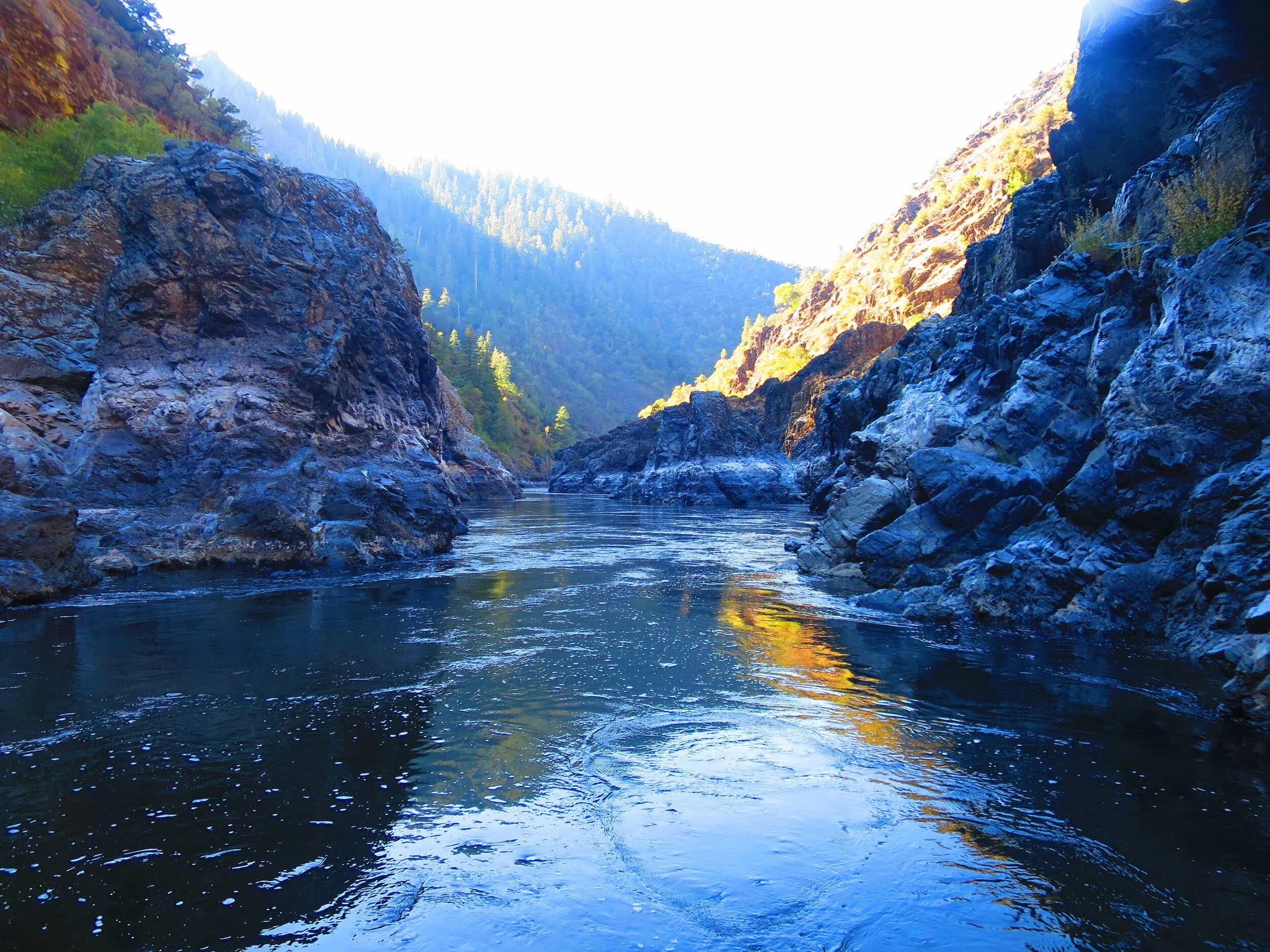 beautiful_river_scenic_nates_rogue_adventures.JPG