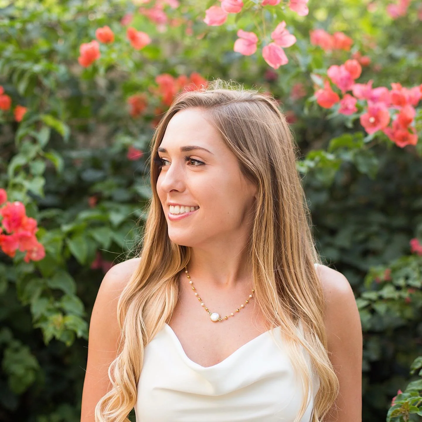 Shh... graduation photos are my very favorite 🎓 I&rsquo;m so thankful for each and every one of you who&rsquo;ve chosen me to capture your special moment! I wish I could fit 10,000 more photos in this post. Here&rsquo;s to many more shoots with extr