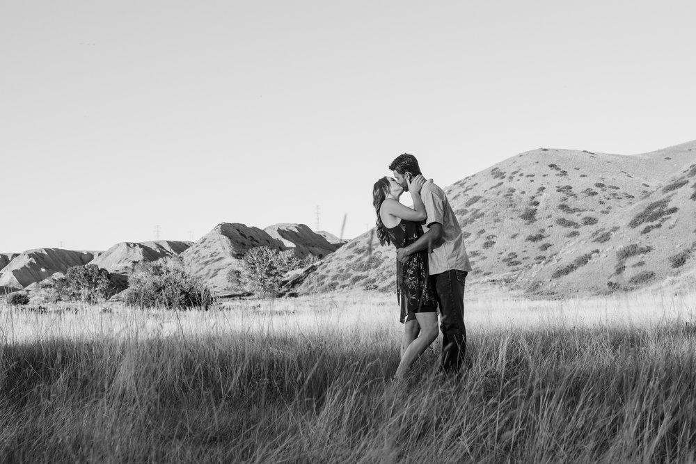 Lethbridge-Engagement-Photographer-1018.jpg