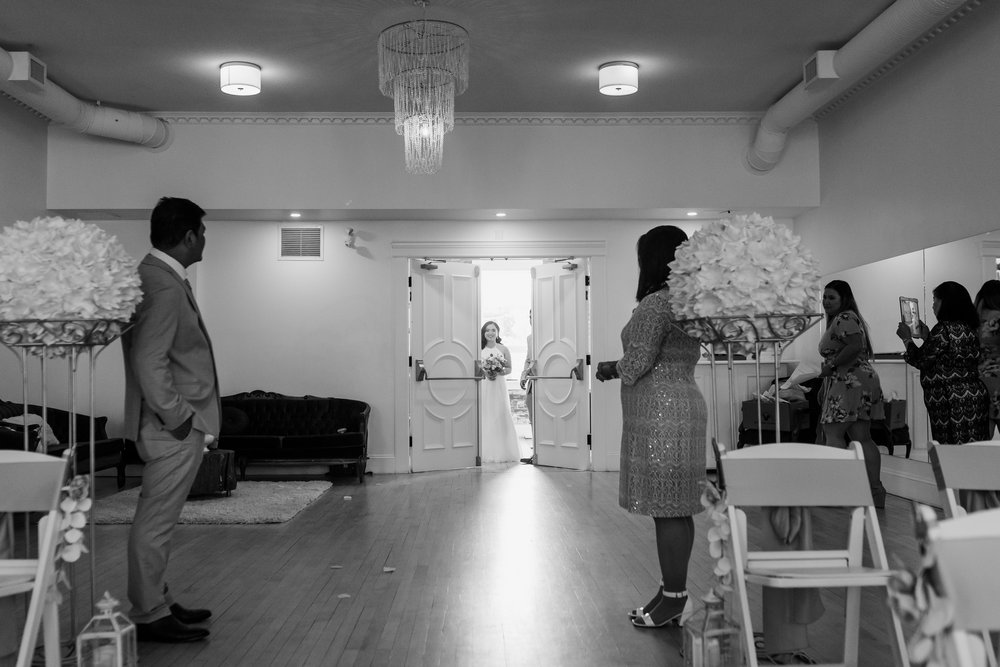 Lethbridge-Intimate-Wedding-Photographer-1019.jpg