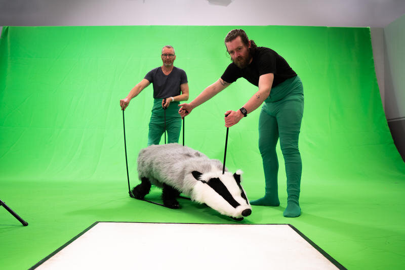 full_Puppeteers_with_our_Badger_Photo__Tom_Grut.jpg