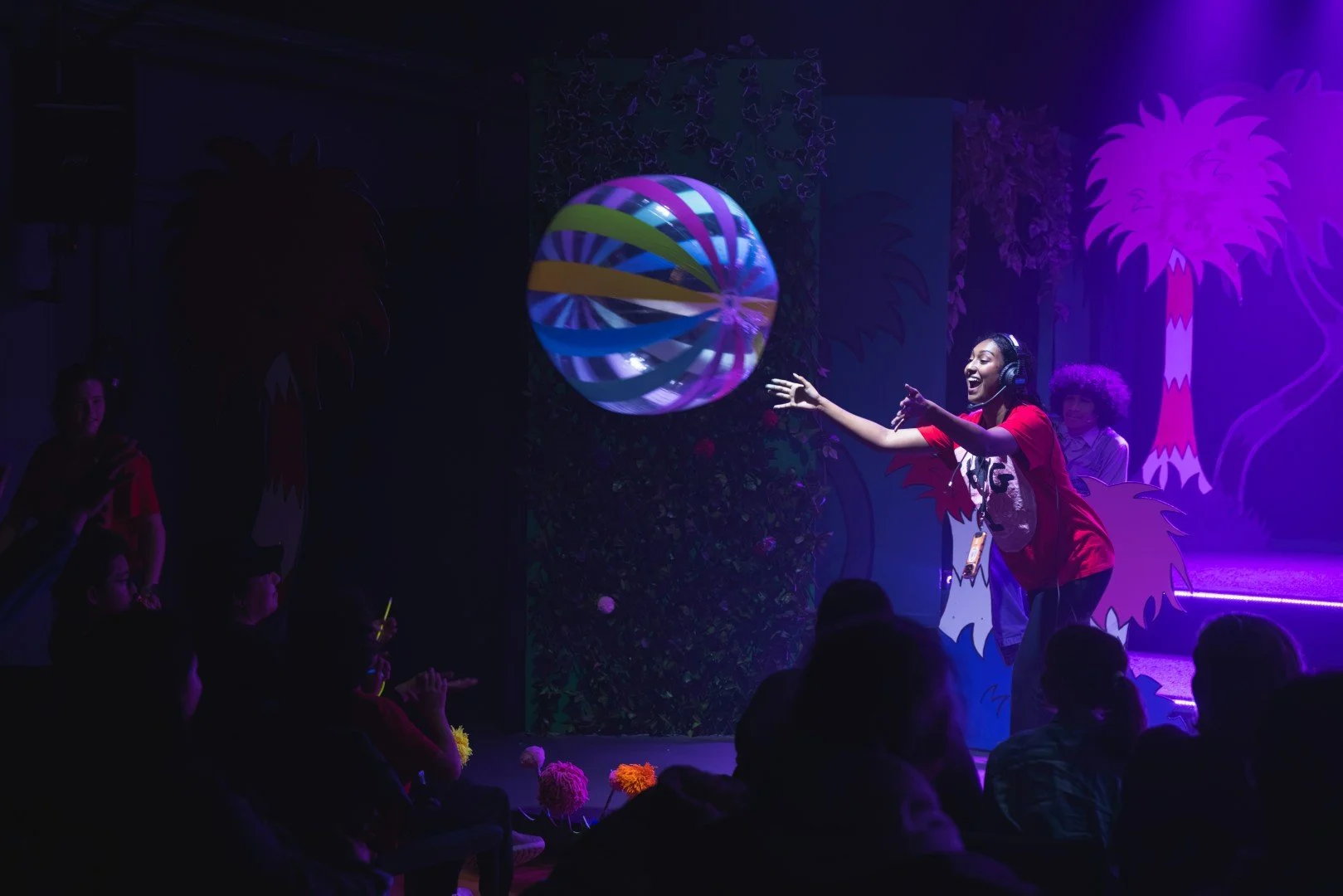 Glass Ceiling - Seussical Kids (South Auckland) - LK Creative-117.jpg