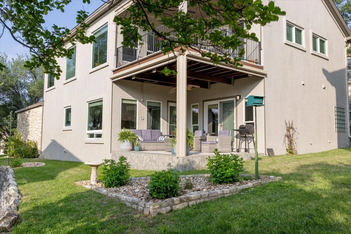33-Back Yard.jpg