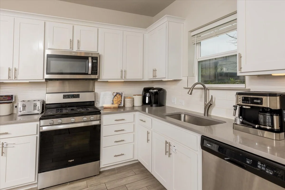 08-Kitchen.jpg