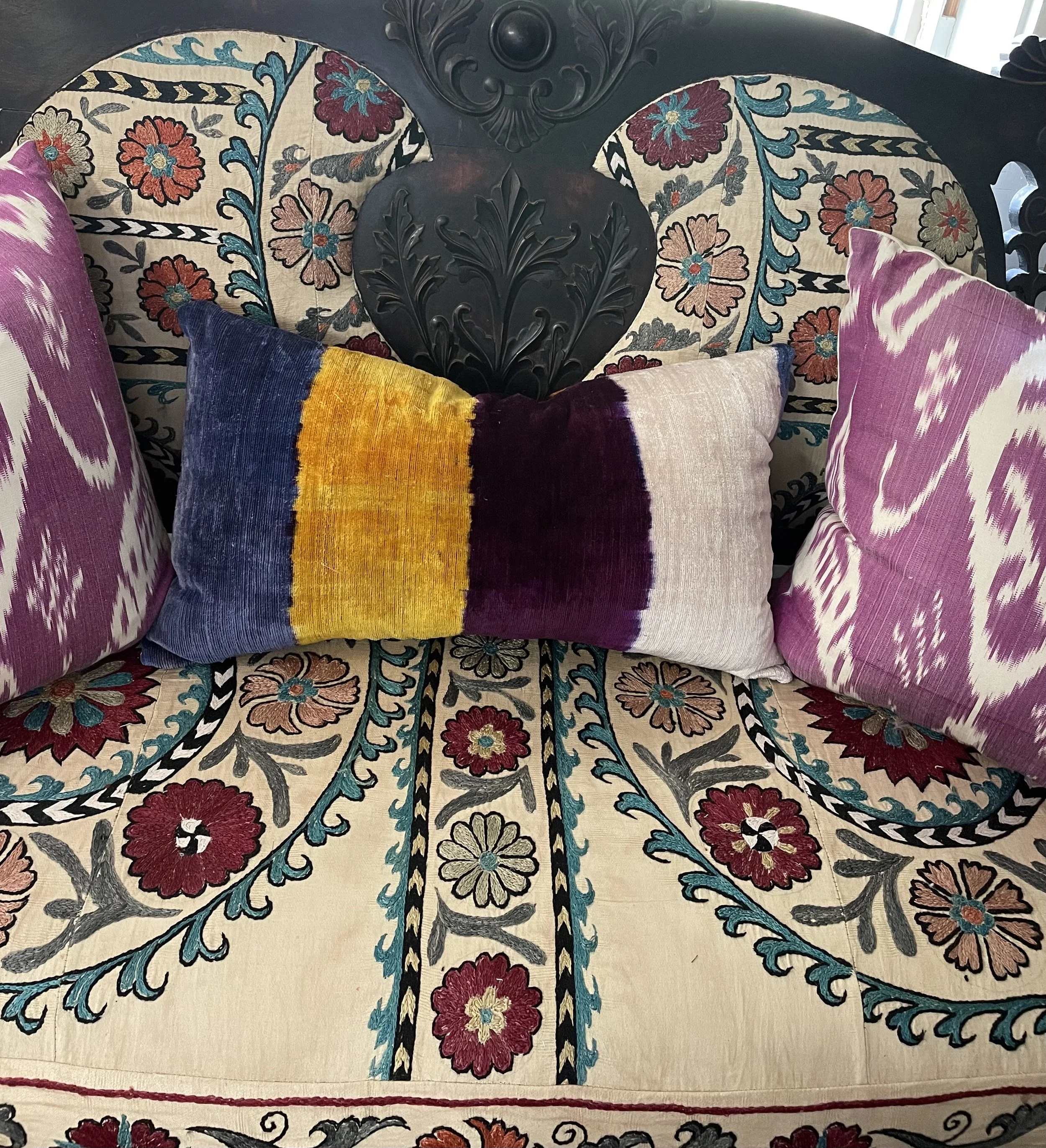 atelier kardes cushion.jpeg