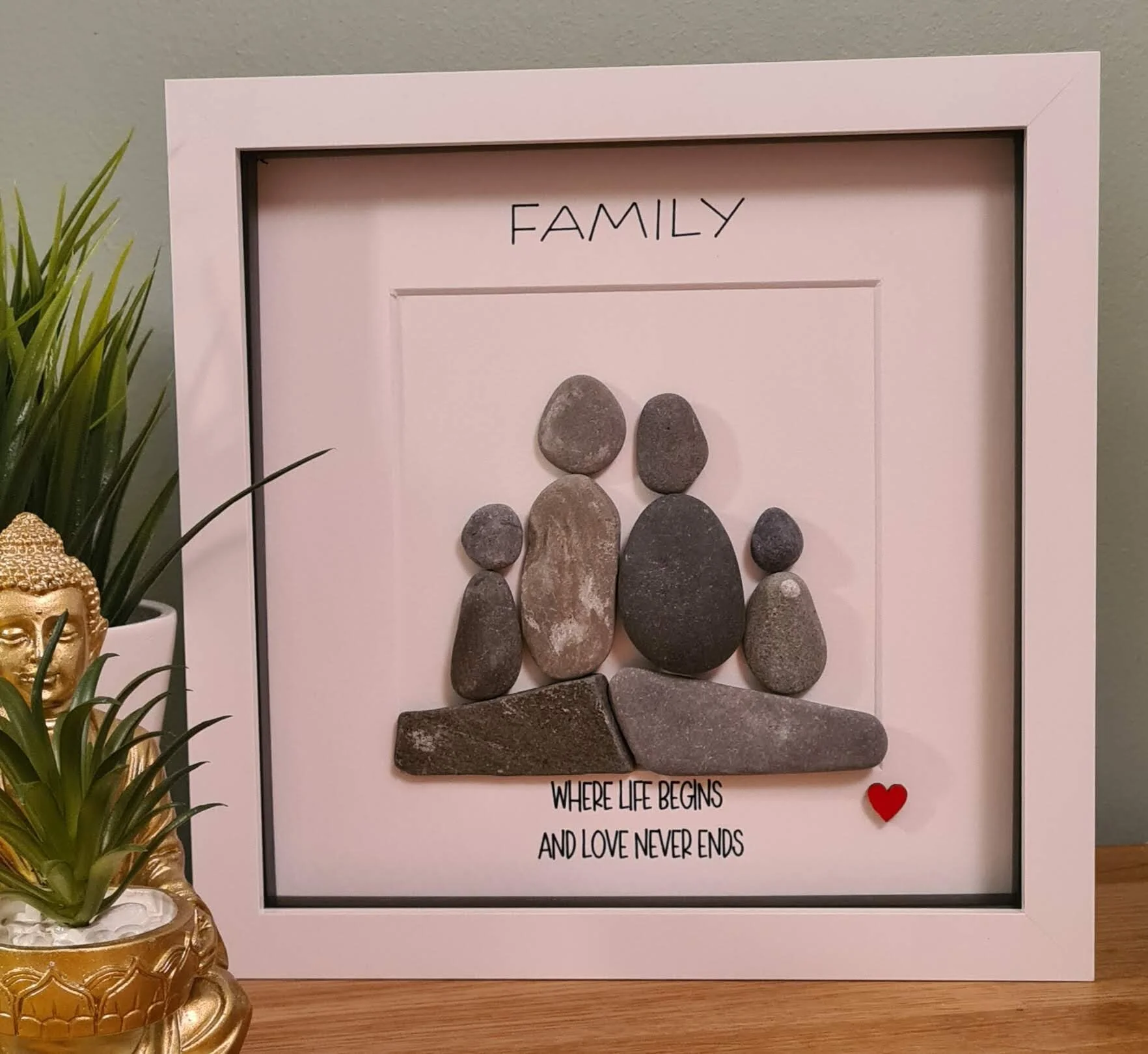Family - Pebble Art Frame