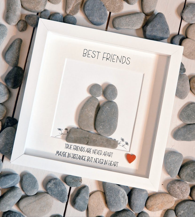 Best Friends - Pebble Art Frame
