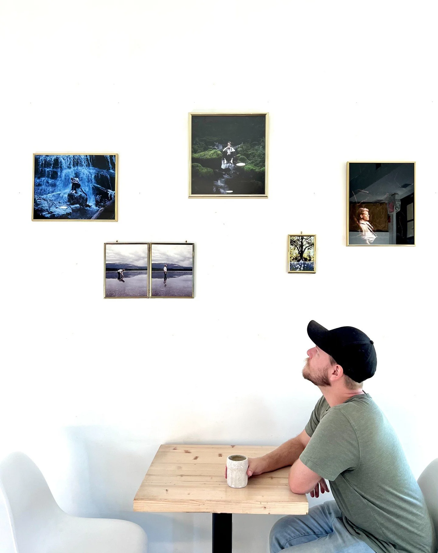 From Oct 11 - Nov 7 my work will be hanging up @whiterabbit.coffeeco And yes you too can admire and daydream while looking at my work while enjoying your morning coffee.