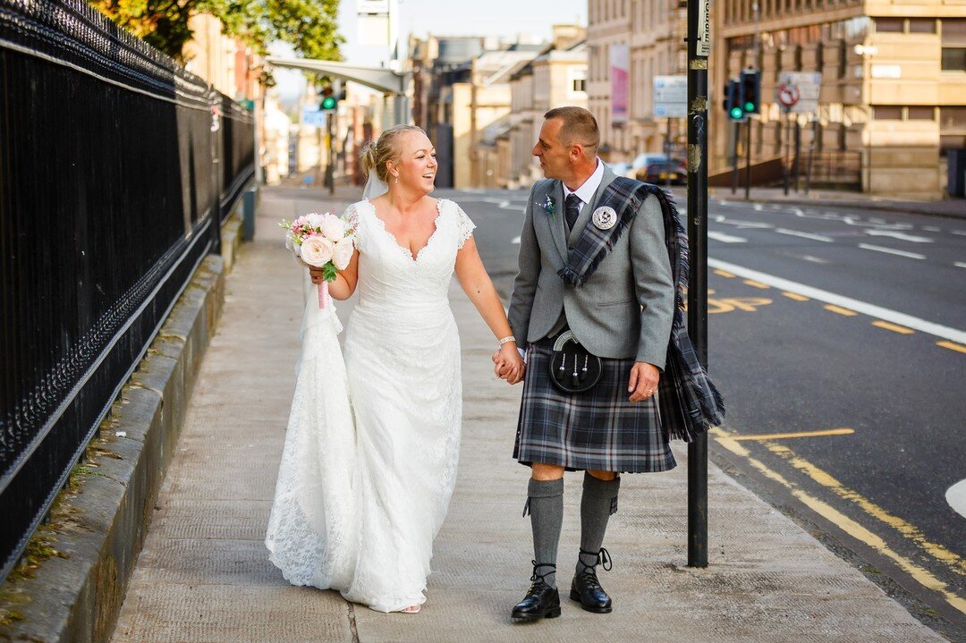 📸 A street portrait from Nichola and 
Ronnie's wedding in September this year.

👉🏻 www.donaghy.photo

#LockdownWedding #GlasgowWedding 
#GlasgowWeddingPhotographer