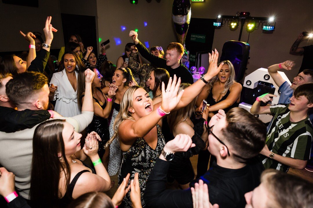 One year ago today I photographed Lanna's 21st Birthday Party, and what a great party it was! She had a great turnout which meant there were so many opportunities to snap candid moments and capture the party atmosphere. Hopefully we'll be able to hav