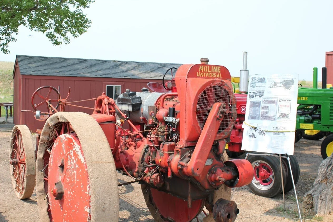  Dewayne Rhodig  - 1918 Moline Universal Tractor