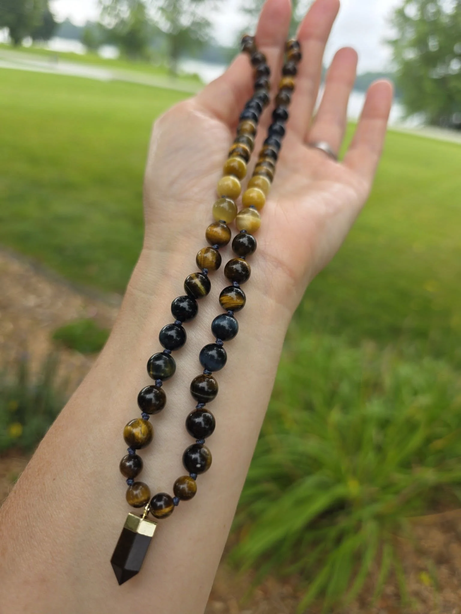 Tiger Eye Point Necklace
