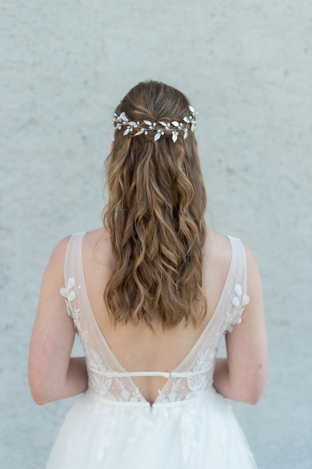 Braut Frisur halboffen Beachwaves