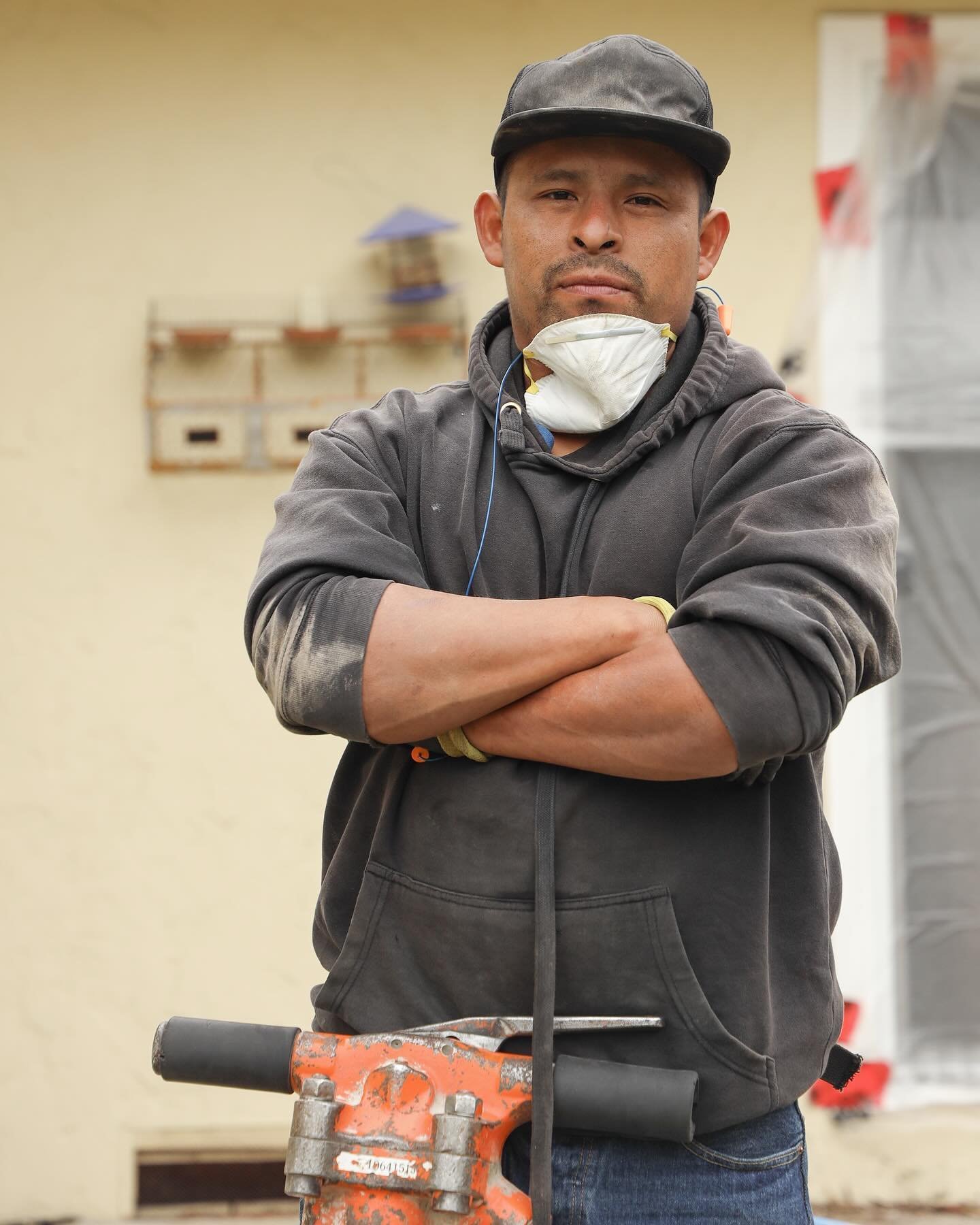 Employee spotlight 🔦
Gilberto Lopez-Diaz has been a dedicated team member at Whitlow Concrete for over three years. Before joining our team, he honed his skills at a nursery, where he worked for four years.
 His experience in landscaping and horticu