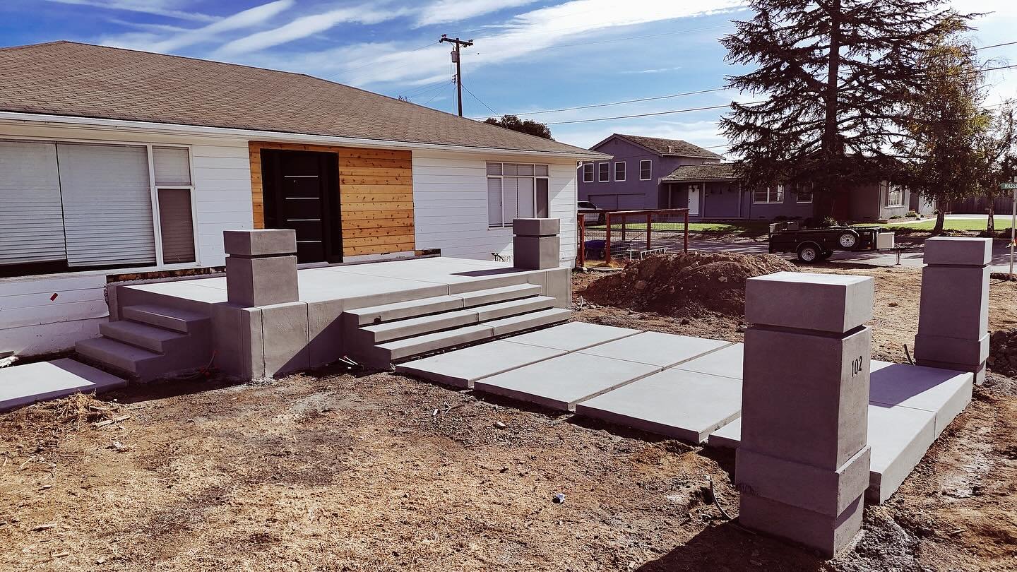 Still obsessed with how this job came out for a client of ours in Watsonville🤩

Call us today! 831-475-4499

#santacruz #capitola #aptos #watsonville #concrete #construction #business #centralcoast #bayarea #contractor #project #constructionzone #re