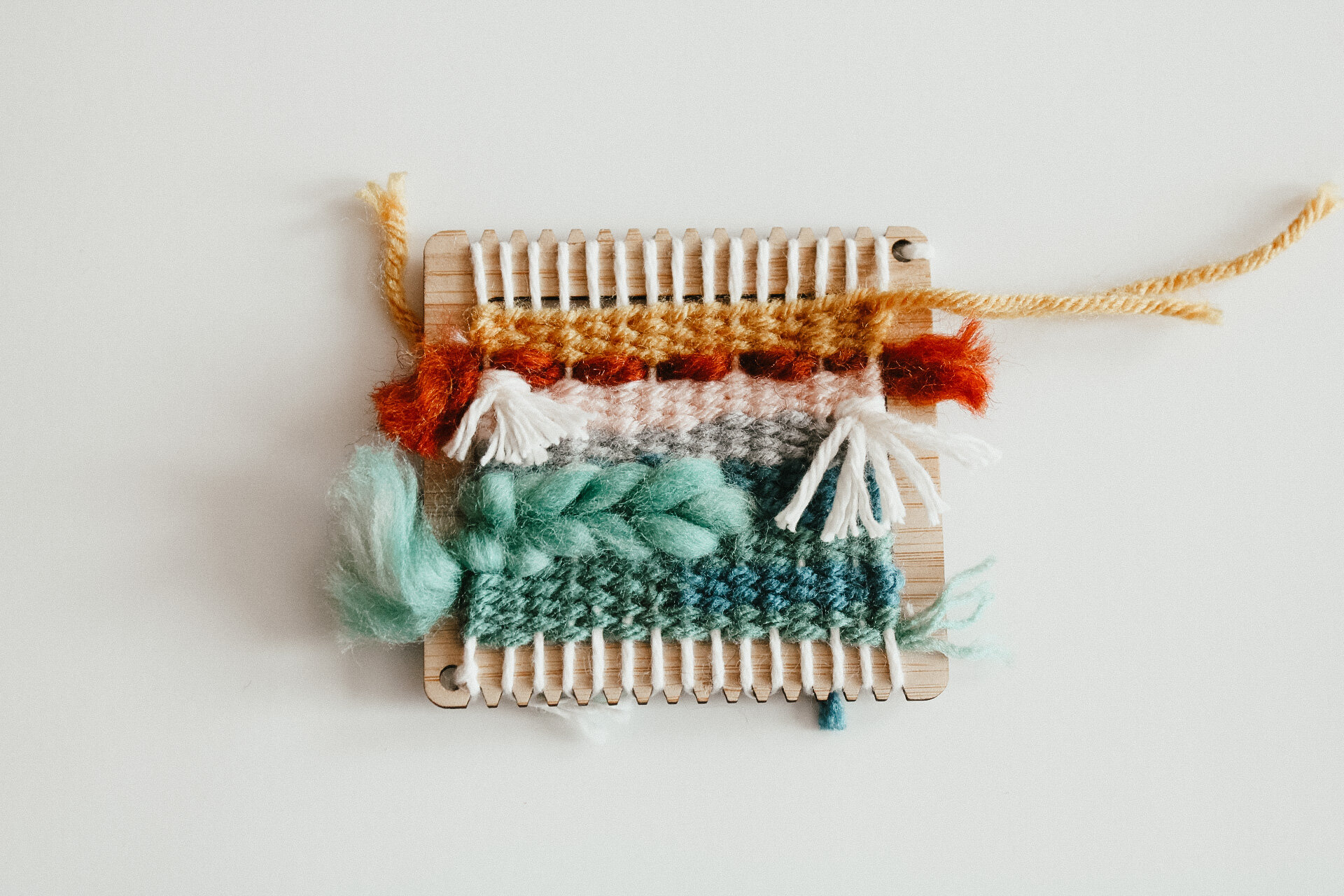 Tapestry Needles - Which Should You Use? - Warped Fibers