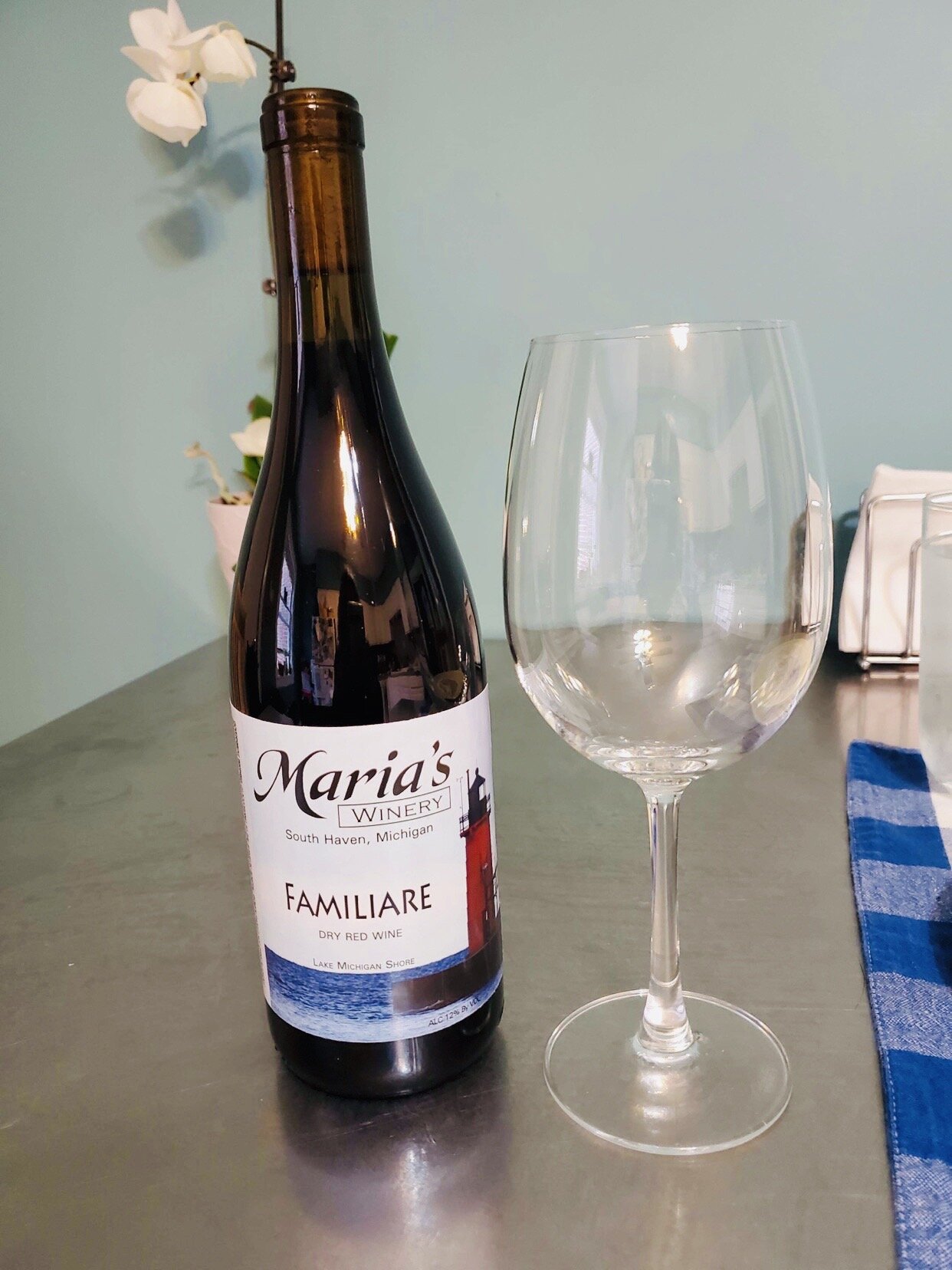 Familiare Wine