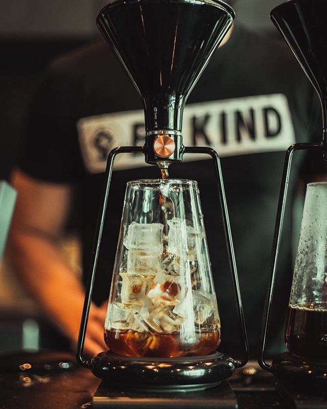 Cool down with our Cold Steep Brew // Cold Brew experience with freshness added back // We are obsessed with details when it comes to our coffee experience that our ice cubes are made from reverse osmosis water // best ice cubes in the game 😁 // #co