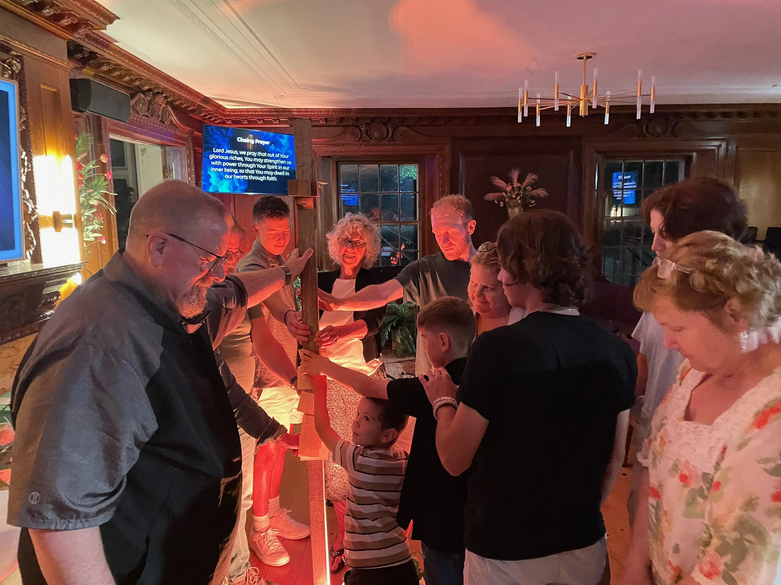 Floodgate Cross Travels Over 2300 Miles Inspiring Prayers for Revival