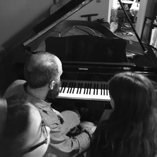 Studying music theory at studio class last weekend. .
.
.
.
#pianolessons #musictheory #fortepianostudio #beaconny #hudsonvalley #hudsonvalleykids #deeperunderstanding #hudsonvalleymusic #learningmusic #goingbald