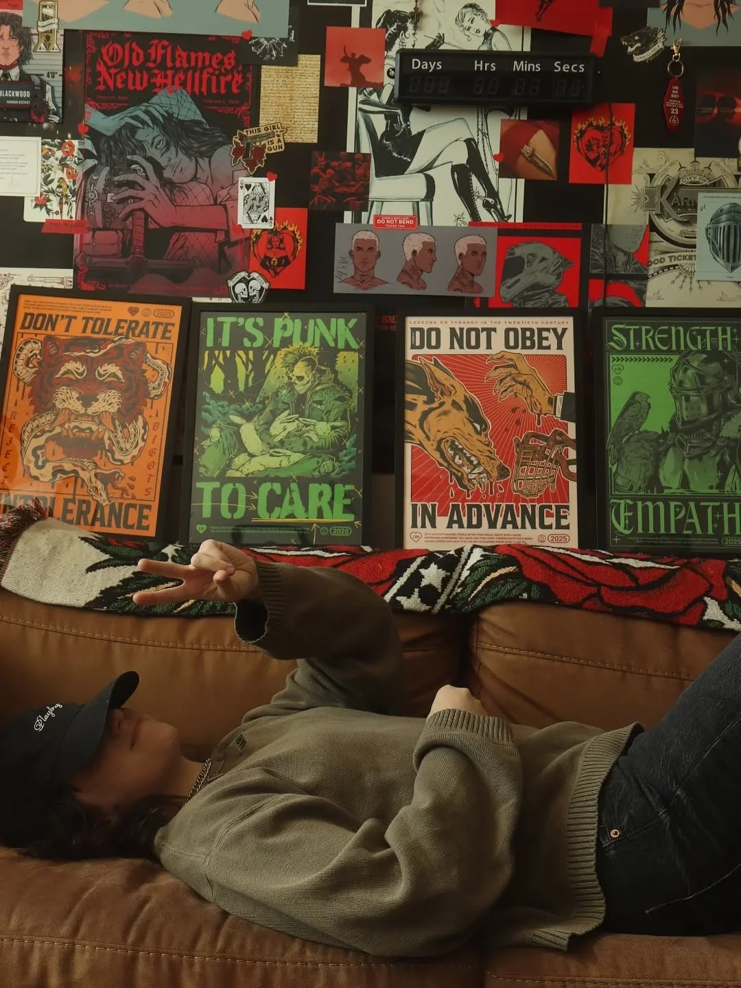 Shout out and big thanks to @cartelroastingco here in Phoenix, AZ for letting me display some prints in one of their many awesome coffee shops around the valley (for free too??? crazy, so kind 🥹)

It's awesome to find and connect with small and loca