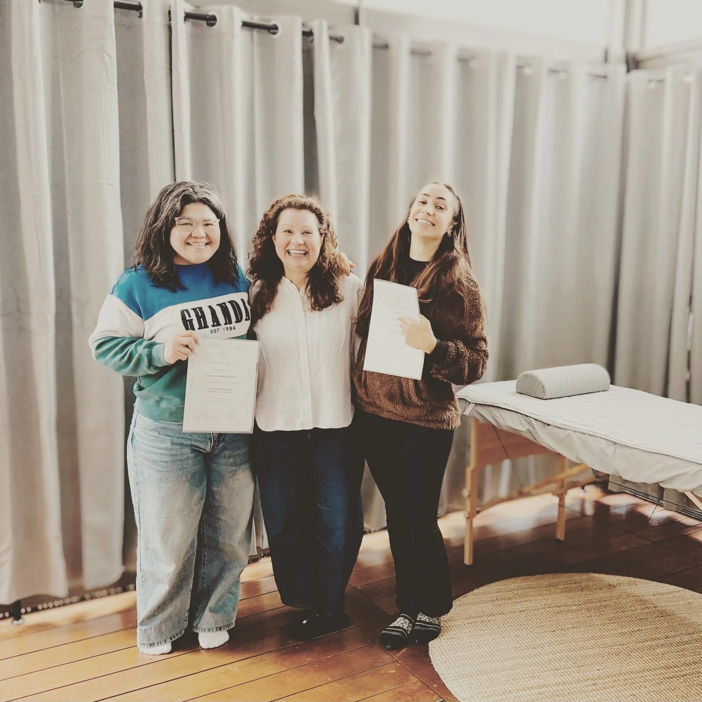 ✨ OKUDEN REIKI &ndash; LEVEL II COMPLETED ✨
What an incredible weekend&hellip; my heart is so full. 💛
Over the last two days, we dived deeper into Reiki &mdash; learning how to support others in their physical, emotional and spiritual wellbeing. The