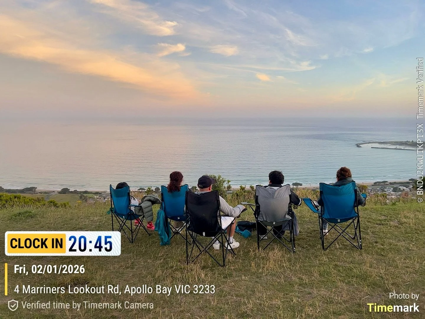 🌿 The Healing Power of Nature 🌿

When we slow down and allow ourselves to be surrounded by nature, something beautiful happens.
Our breath softens.
Our nervous system calms.
Our energy begins to return to balance.

Nature reminds us who we are.
The