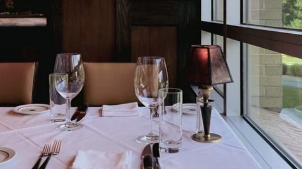 ISFJ Dating Wine Glass
