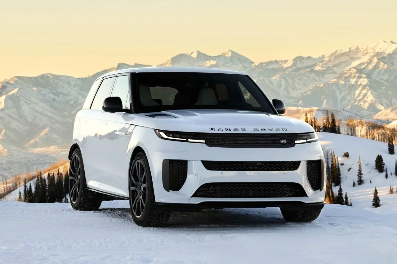 Rose Rover The exclusive limited-edition Range Rover Sport SV Park City Edition ...