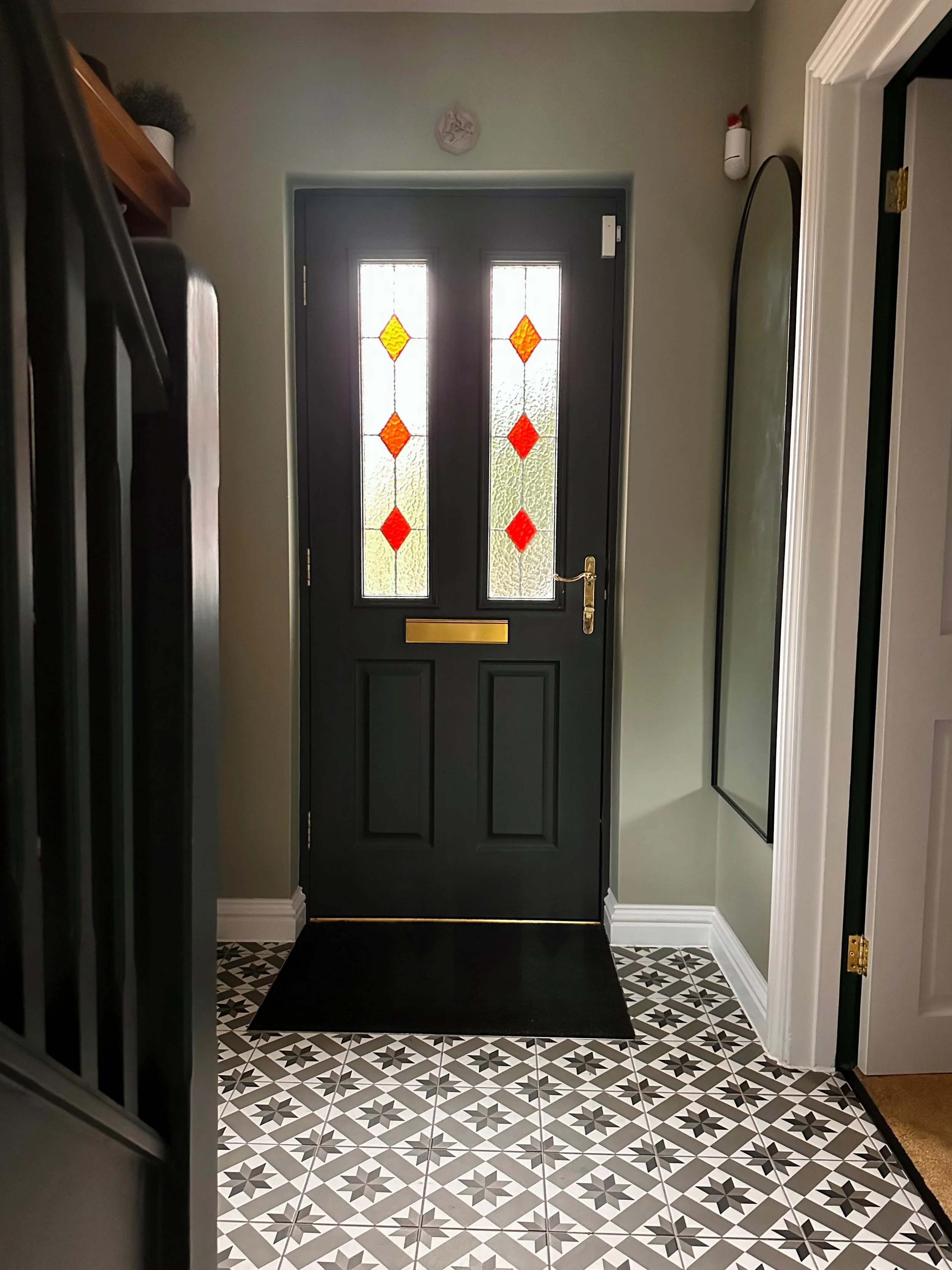 front door close up.jpg